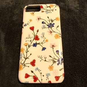 Tory Burch iPhone 7 case